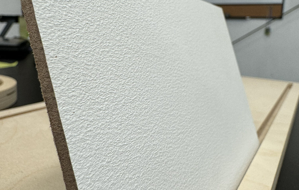 Muestra de panel de yeso acrílico Trekell de 4" x 6"