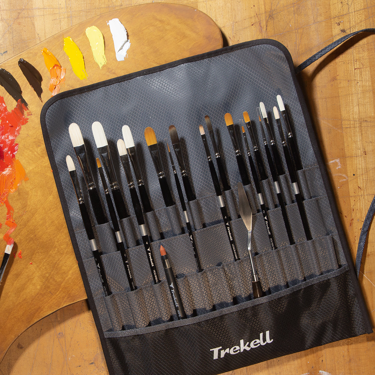 Indeutsch Trekell Traveler: Organize and Protect Your Brushes with Style Short Handle Brushes