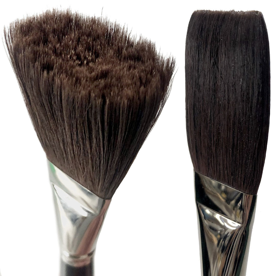 Best Acrylic Paint Brushes for Professional Artists - Far & Away